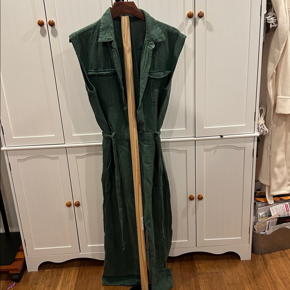 Sleeveless Green Jumpsuit